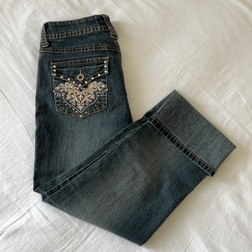 Vintage Y2K Bedazzled & Embroidered Cuffed Denim Capris